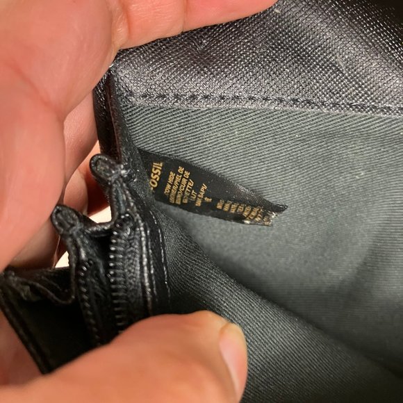 Fossil Leather Wallet - Picture 8 of 9